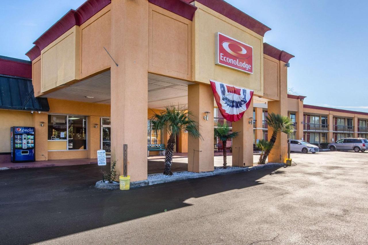 Econo Lodge Choice Hotels I 95 Savannah Gateway 24 Hour Fitness Center On Site Guest Laundry On Site Perkins Restaurant Georgetown Bagian luar foto