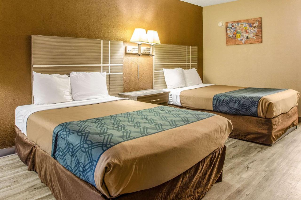 Econo Lodge Choice Hotels I 95 Savannah Gateway 24 Hour Fitness Center On Site Guest Laundry On Site Perkins Restaurant Georgetown Bagian luar foto