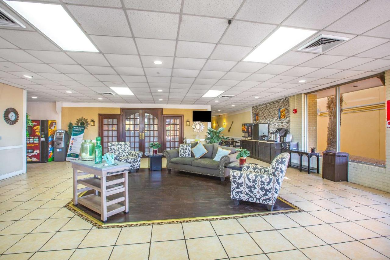Econo Lodge Choice Hotels I 95 Savannah Gateway 24 Hour Fitness Center On Site Guest Laundry On Site Perkins Restaurant Georgetown Bagian luar foto