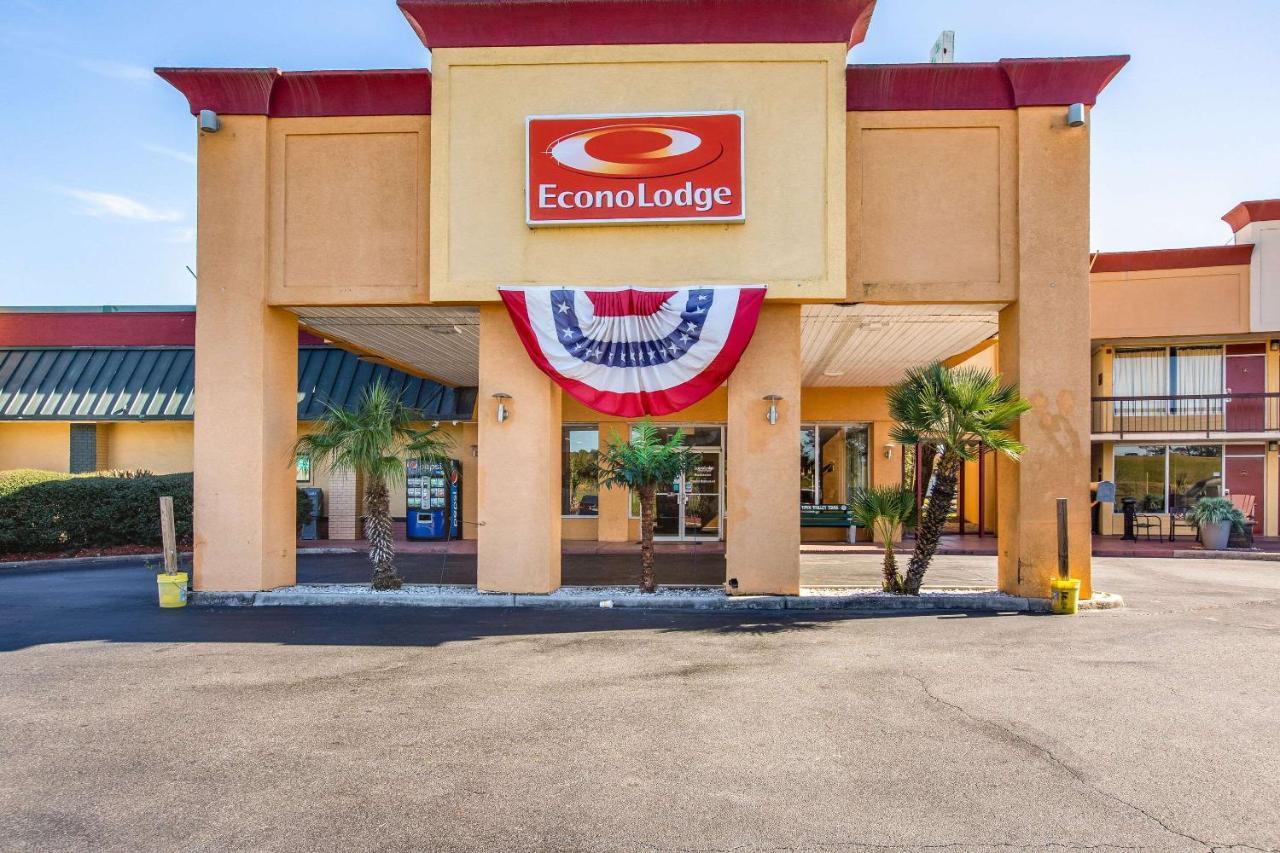 Econo Lodge Choice Hotels I 95 Savannah Gateway 24 Hour Fitness Center On Site Guest Laundry On Site Perkins Restaurant Georgetown Bagian luar foto