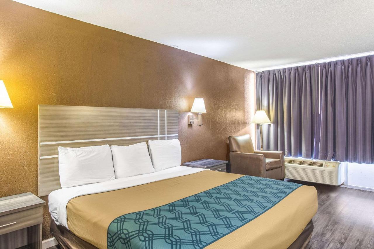 Econo Lodge Choice Hotels I 95 Savannah Gateway 24 Hour Fitness Center On Site Guest Laundry On Site Perkins Restaurant Georgetown Bagian luar foto