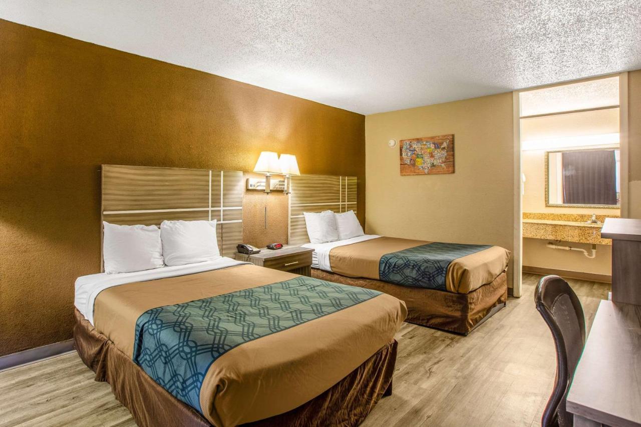 Econo Lodge Choice Hotels I 95 Savannah Gateway 24 Hour Fitness Center On Site Guest Laundry On Site Perkins Restaurant Georgetown Bagian luar foto