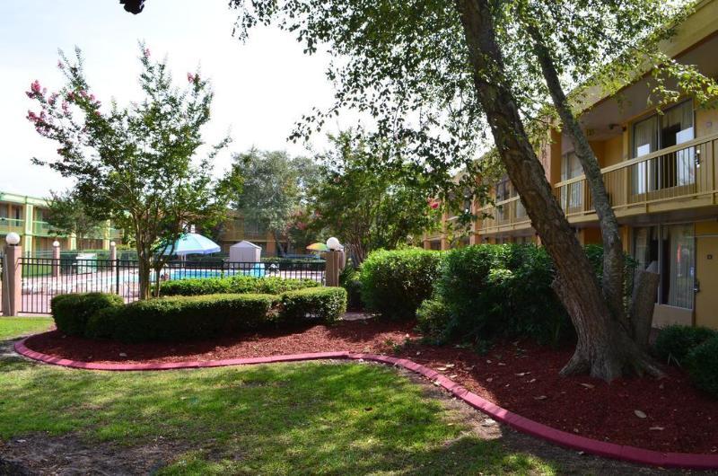Econo Lodge Choice Hotels I 95 Savannah Gateway 24 Hour Fitness Center On Site Guest Laundry On Site Perkins Restaurant Georgetown Bagian luar foto